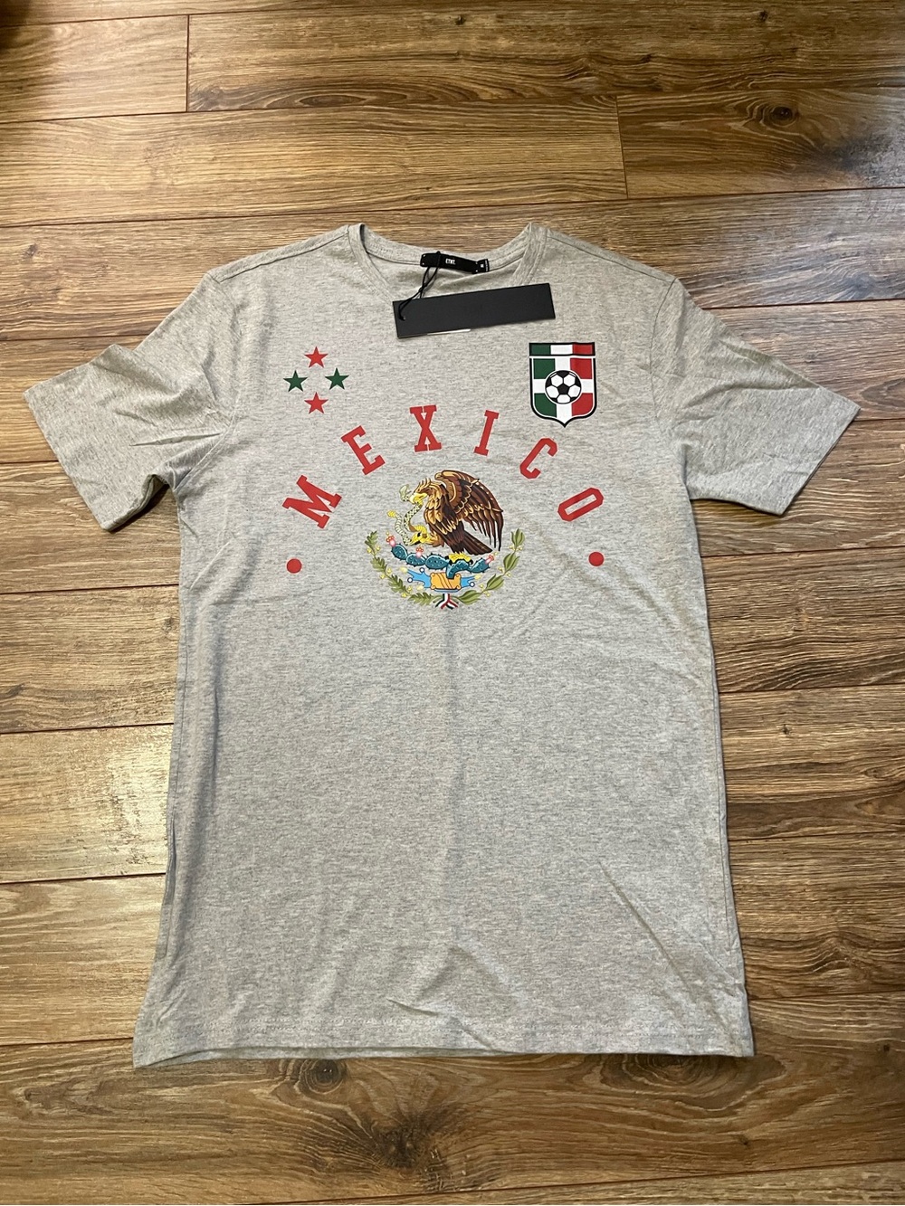 Gray Mexico Soccer Graphic Tee with Multicolor Crest and Shield